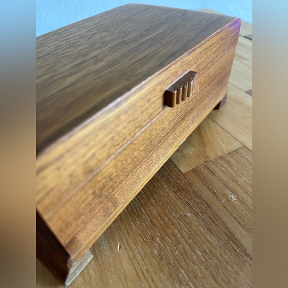 Vintage Wooden Trinket Box - Picture 10 of 10